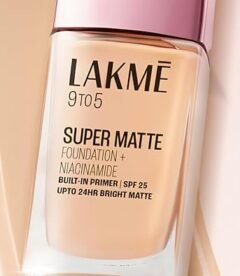 LAKME 9TO5 SUPERMATTE FOUNDATION NIACINAMIDE (NEUTRAL ALMOND N340)
